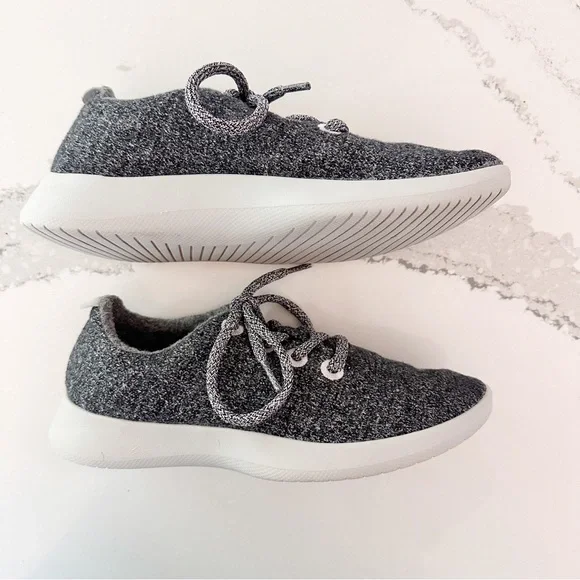 Allbirds The Wool Runners Sneakers - Picture 11 of 11